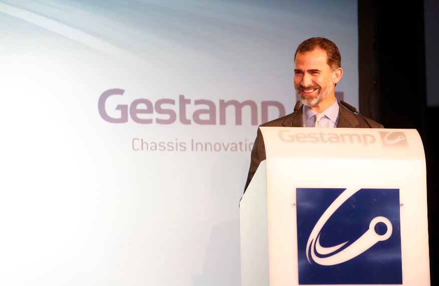 Felipe VI during the opening of the Chassis Innovation Center